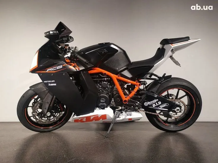 KTM RC8R Image 7